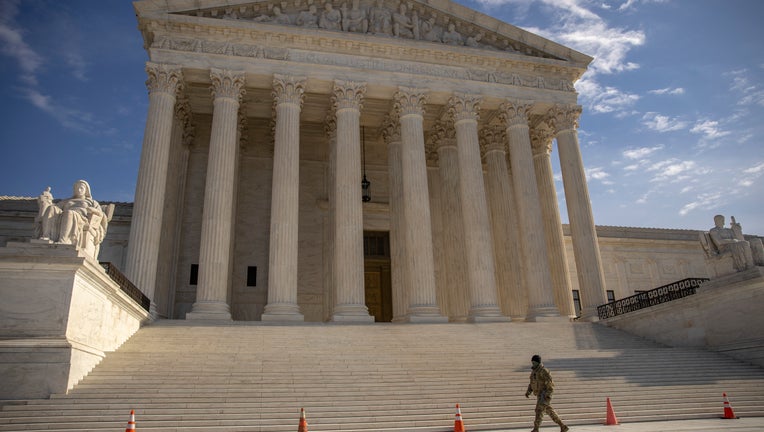 The Supreme Court Building in Washington, D.C. (U.S. Army National Guard photo by Staff Sgt. Jonathan Pietrantoni)