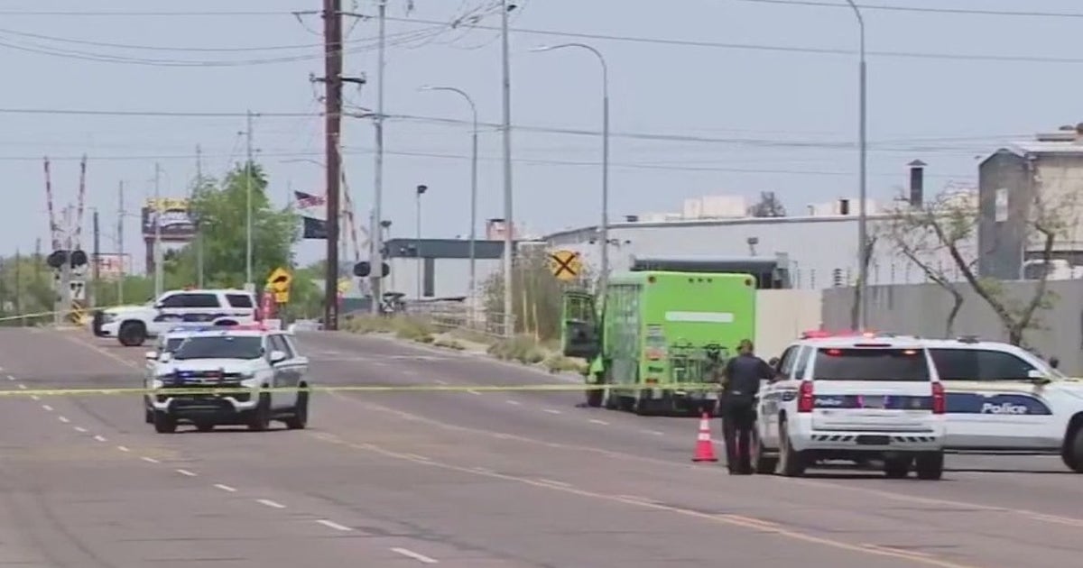 Victim shot in Phoenix, then hits suspect with car, police say | FOX 10 ...