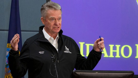 Idaho school board member attacks governor in profane tweet: 'I’m p---ing on your grave'