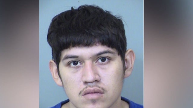 Serial shoplifter stole from Victoria's Secret stores in Tempe 17 times, court documents allege