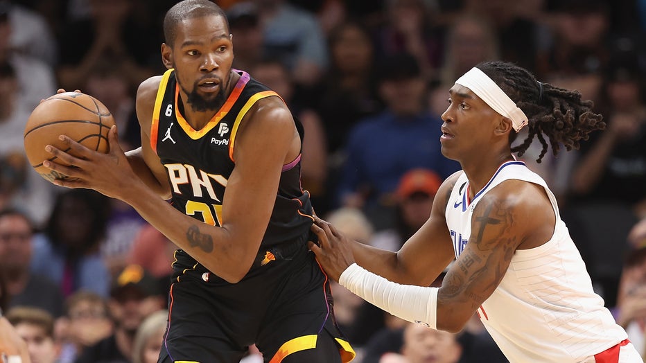 Kawhi Leonard leads Clippers over Kevin Durant, Suns in playoff opener