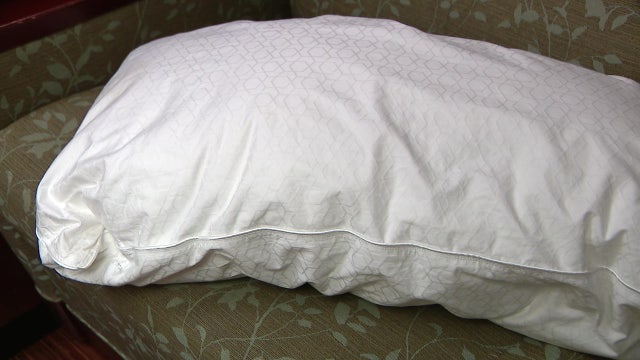 Feather Duvet Lung: Down comforters making some people sick