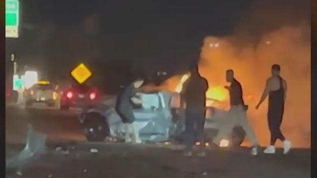 Fiery wrong-way crash on I-10 in Phoenix leaves 2 dead, 3 hurt