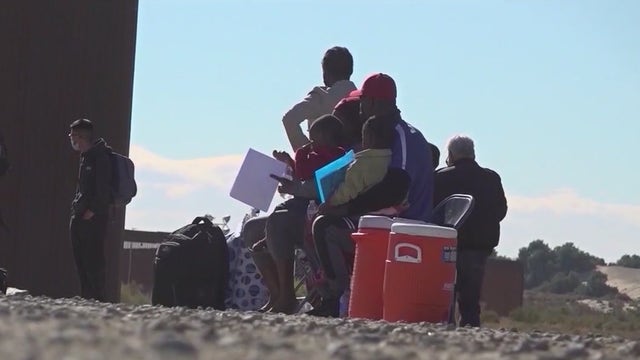 As Title 42's end looms, we're hearing from immigration agents on Arizona's frontlines