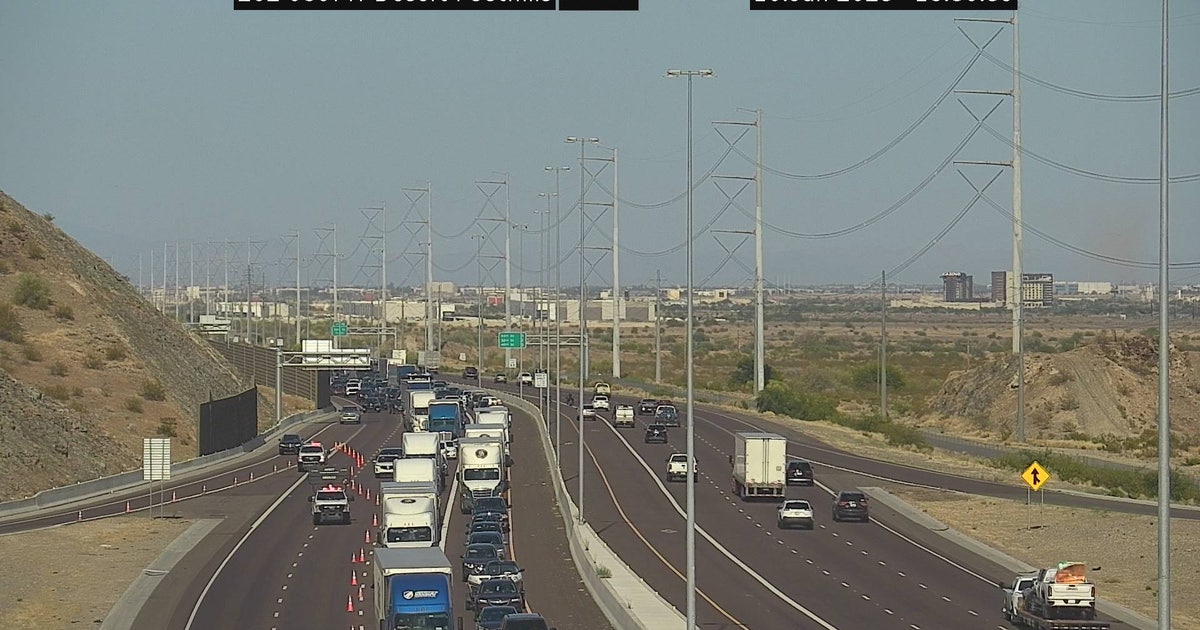 Fatal crash on Loop 202 South Mountain causes traffic backup | FOX 10 ...