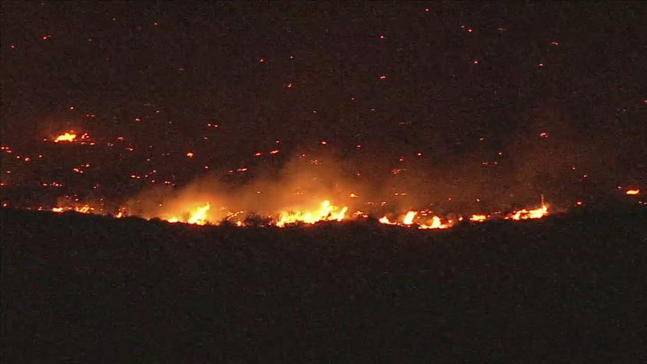 Brush fire breaks out in Scottsdale near dozens of homes; evacuations ordered - Vimarsana News