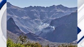 Plane crashes in Superstition Mountains, 2 people killed
