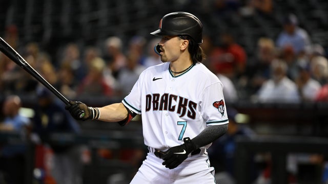 D-backs All-Star Carroll ‘day to day’ after exiting game with right shoulder soreness