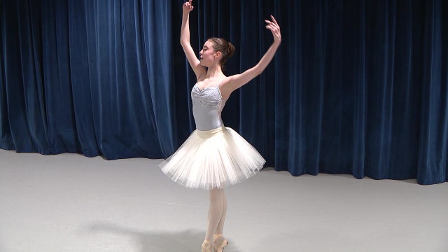 Arizona teen dances her way to the South for 'Olympics of Ballet' competition