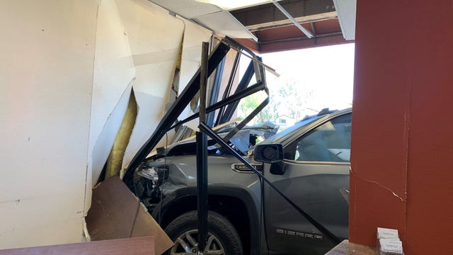 Truck crashes into Mesa office, 2 employees injured