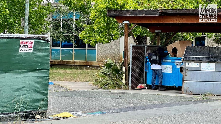 Homeless-Encampment-California_20.jpg