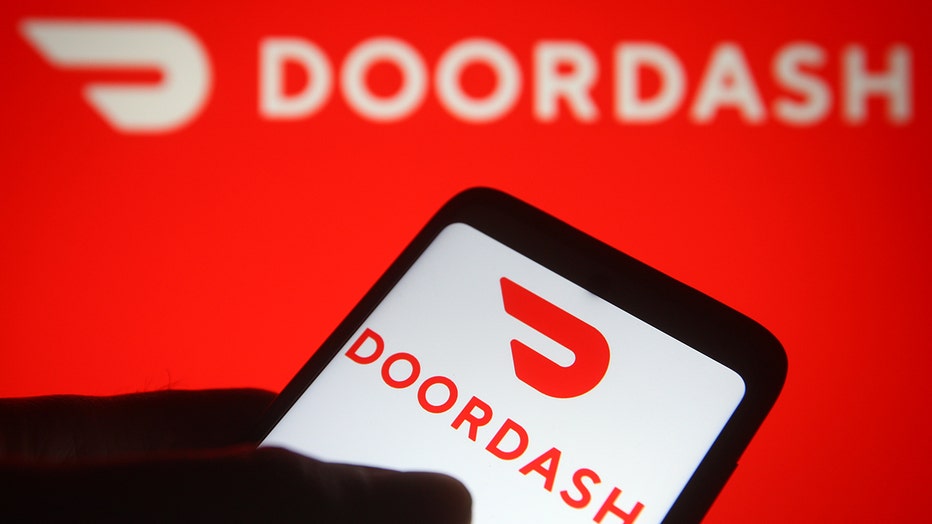 DoorDash, Shifting Business Model, Will Offer Drivers Hourly Pay