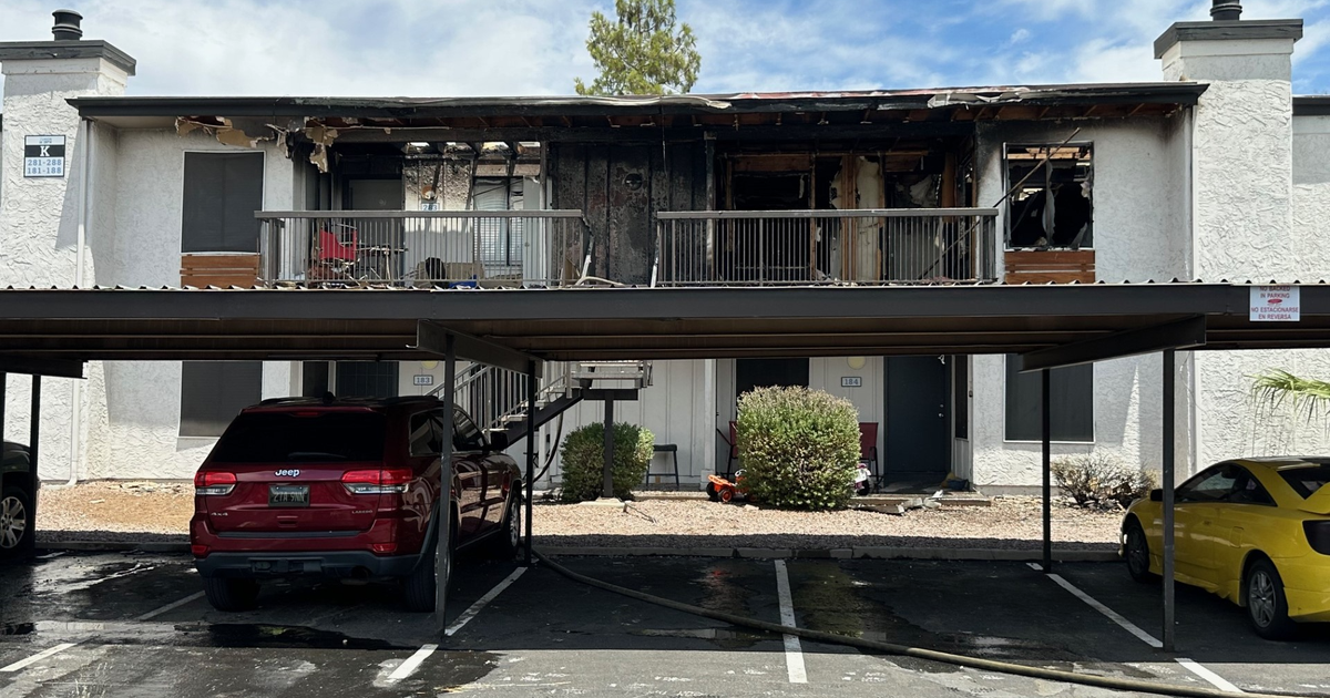 Apartment fire leaves dozens of residents out in sweltering Phoenix ...