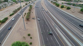 Deadly rollover crash shuts down Loop 202 in Chandler; lanes reopen