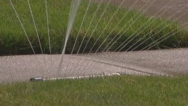 Gilbert residents can receive up to $800 to get rid of their grass