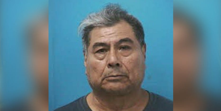 Tennessee soccer coach charged with child rape after restaurant workers looked through lost phone