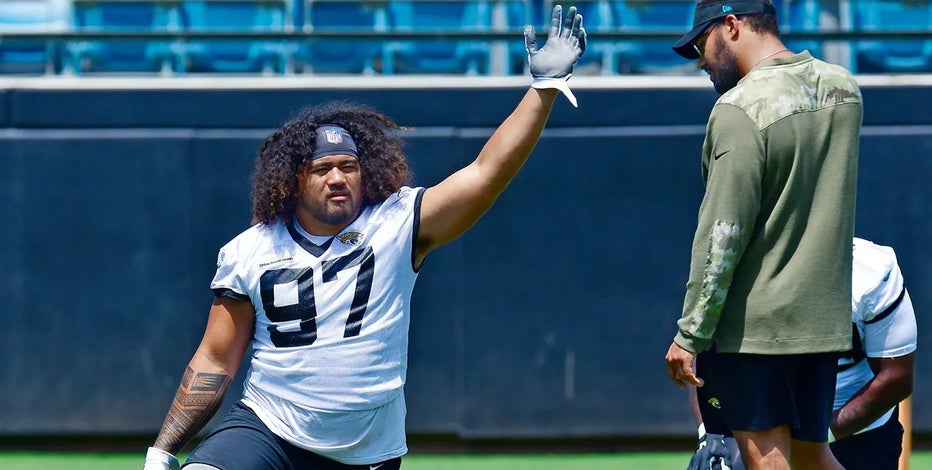 Jacksonville Jaguars Kevin Maxen becomes first professional male