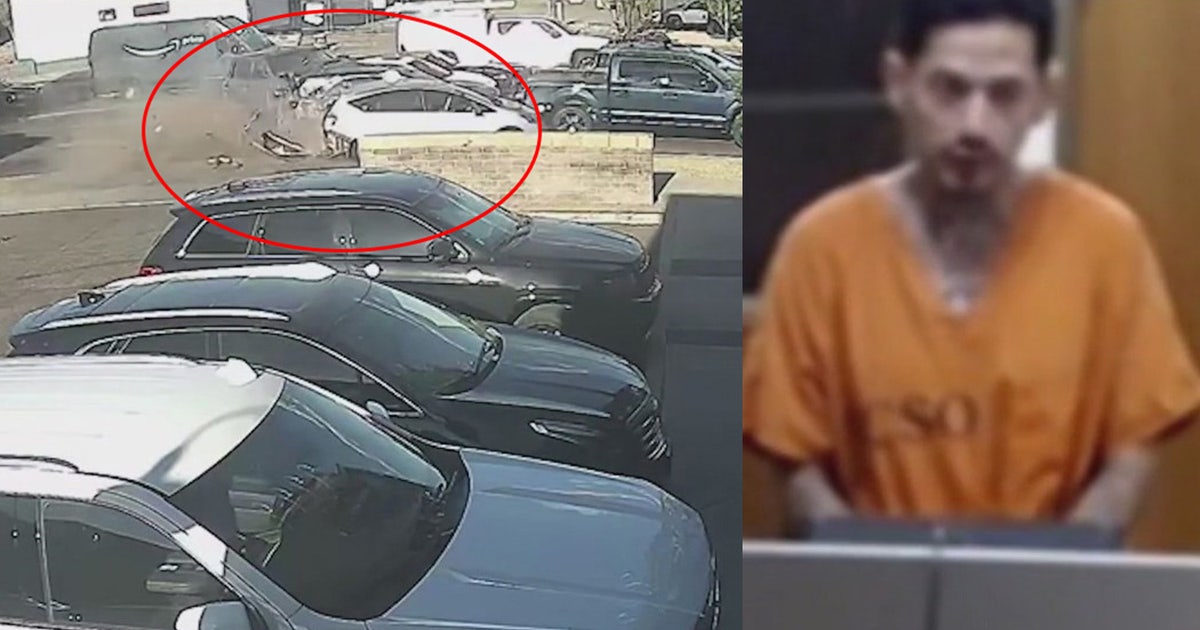Suspect in Phoenix police shooting, pursuit, carjackings and crashes ...