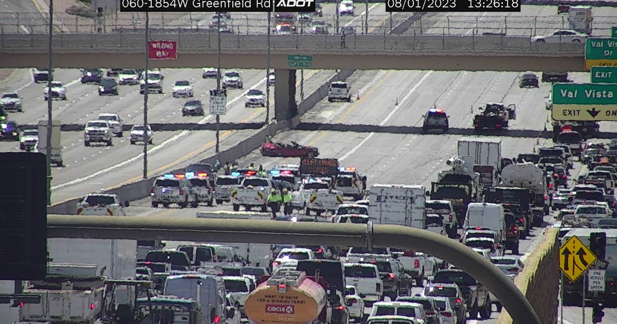 Deadly crash prompted closure of U.S. 60 in Mesa | FOX 10 Phoenix