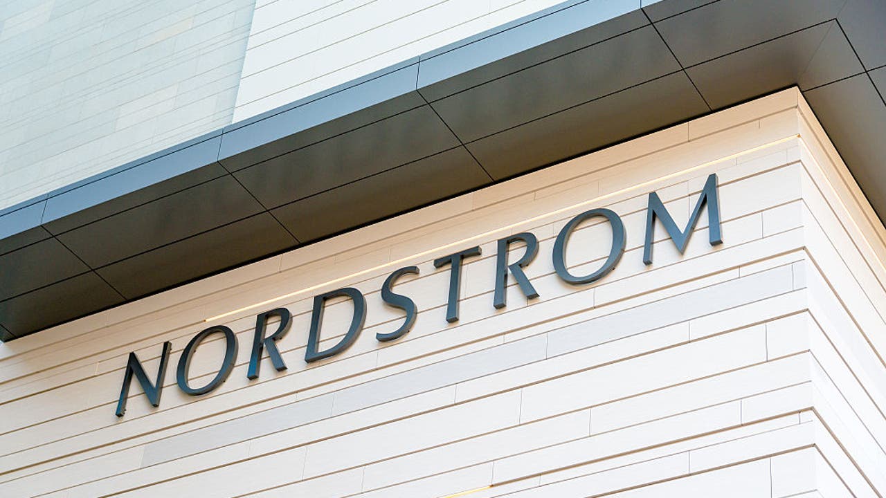 Mob of up to 50 Shoplifters Hits Nordstrom - The San Fernando