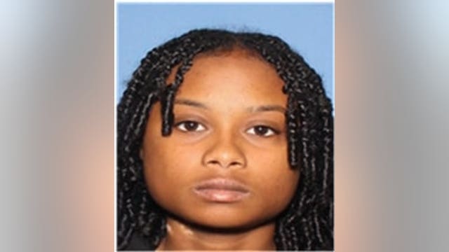 Goodyear police looking for aggravated assault suspect