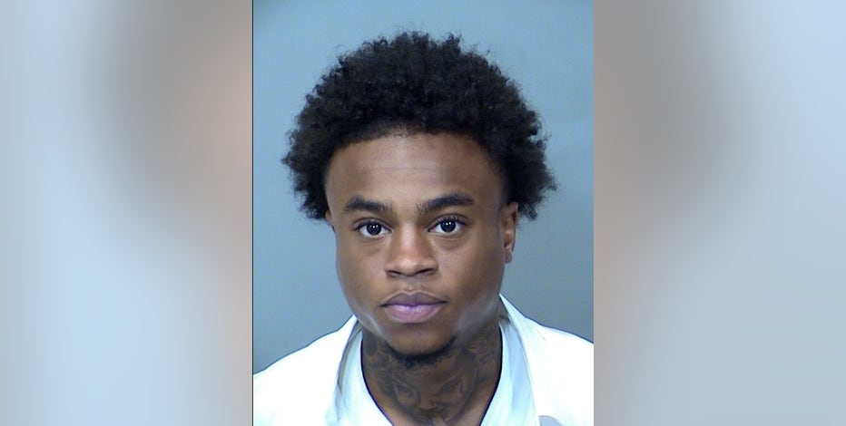 Phoenix apartment shooting leaves woman dead, man hurt; no arrests made