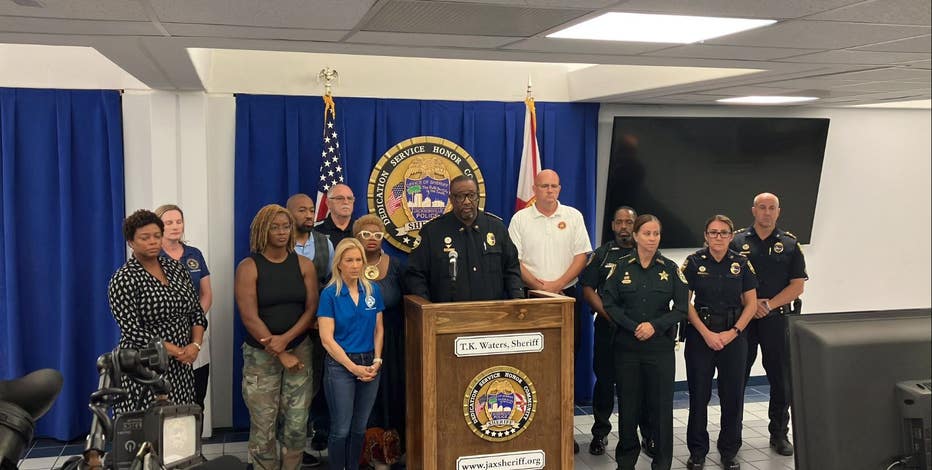 Jacksonville shooting: 3 people killed in racially-motivated mass shooting in Florida, sheriff says