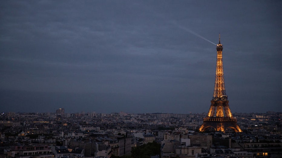 Eiffel-Tower1.jpg