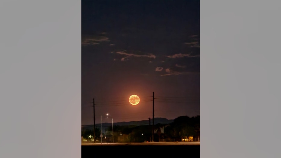 We love this photo Erica shared with us all of the moon on a clear Arizona night!