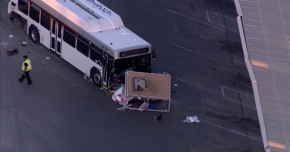 Man in critical condition following Phoenix bus crash: FD | FOX 10 Phoenix