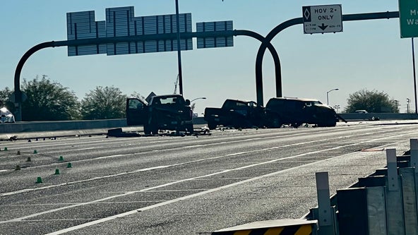 Good Samaritan killed in crash on Loop 202 in Phoenix