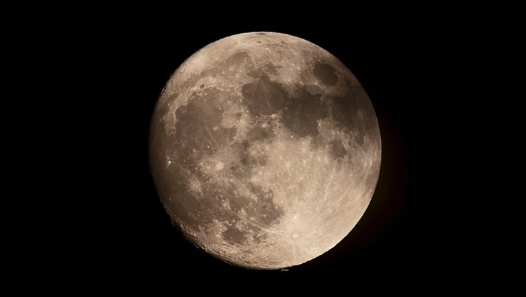 That full moon sure looks amazing! Thanks Kohinoor Kar for sharing!