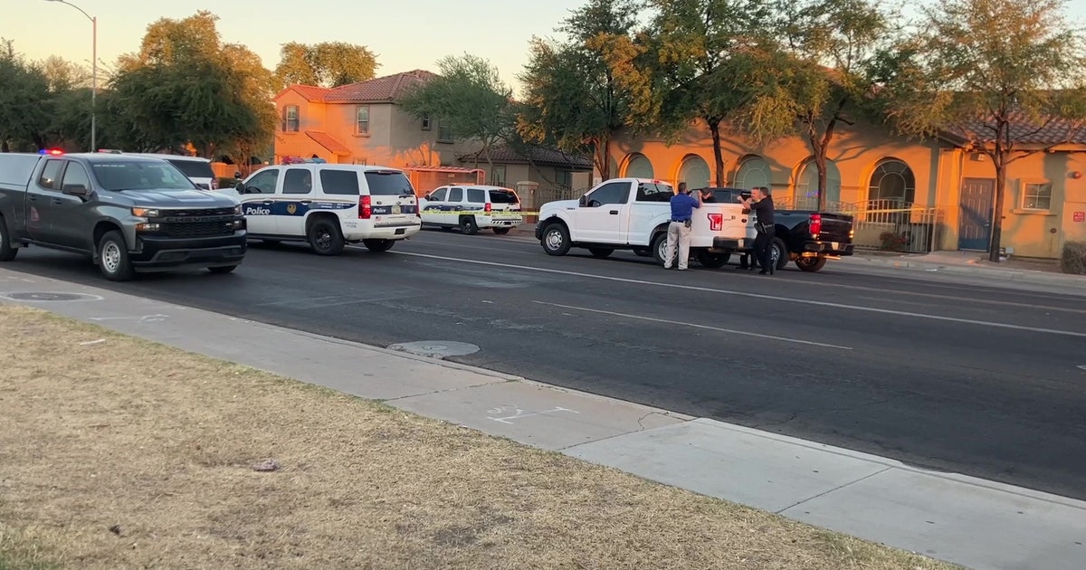Crash in Phoenix leaves man badly injured; suspect detained | FOX 10 ...
