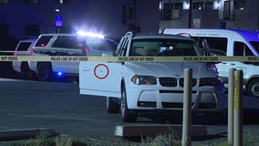 Man dead following shooting along Phoenix roadway: PD