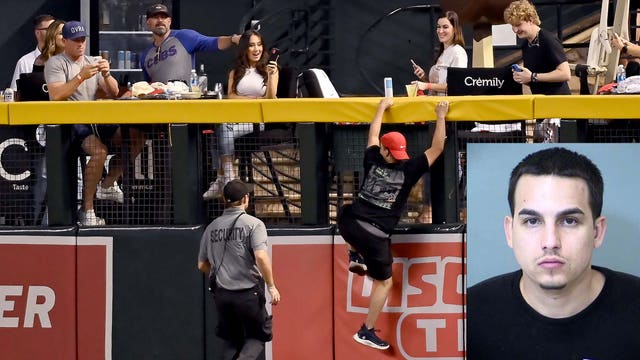 Deputies arrest man who ran across Chase Field during D-backs' NLDS sweep over Dodgers
