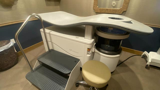 Water mammograms: Scottsdale doctors say there's no radiation, compression or contrast