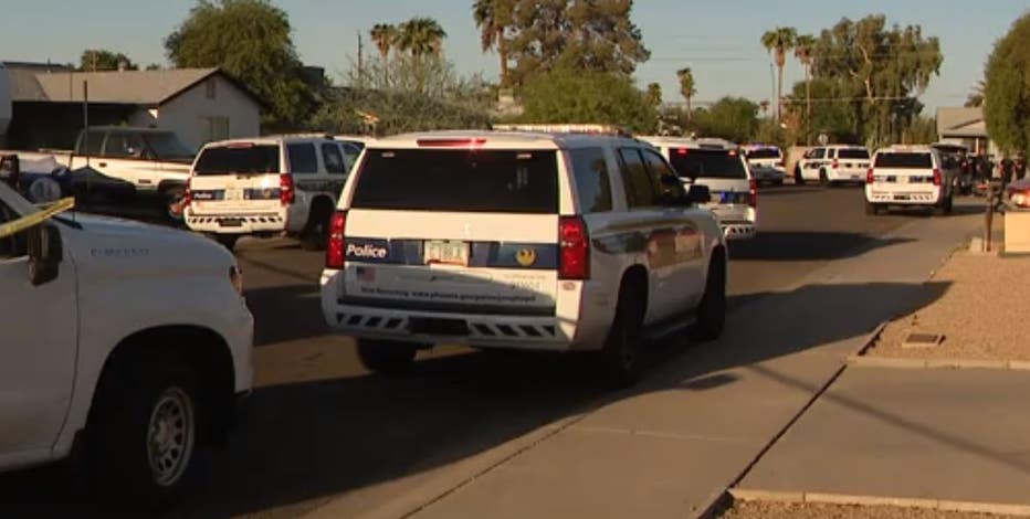 Phoenix Police investigating apparent murder-suicide involving a son and his father