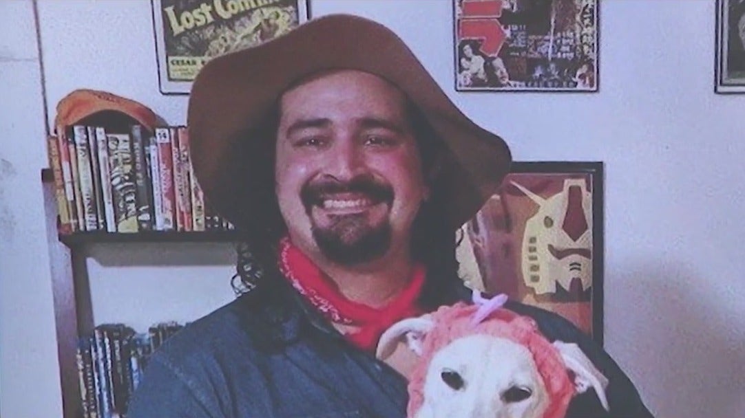 Community honors slain Phoenix teacher with toy drive