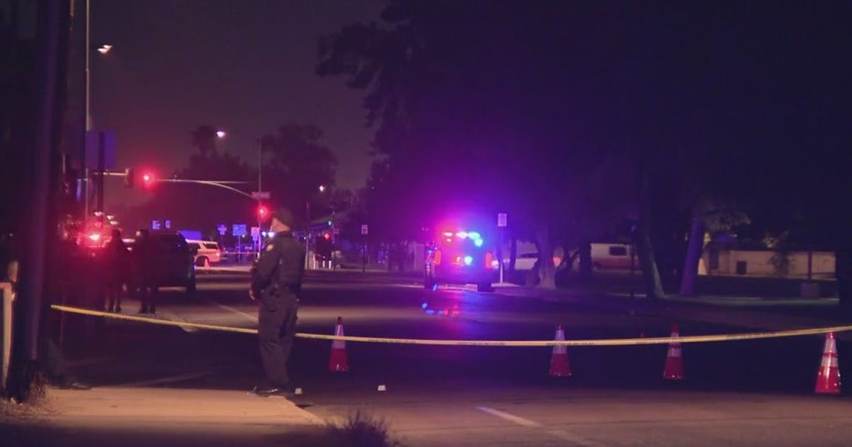 Shooting between people in two cars ends in child being shot, Phoenix ...
