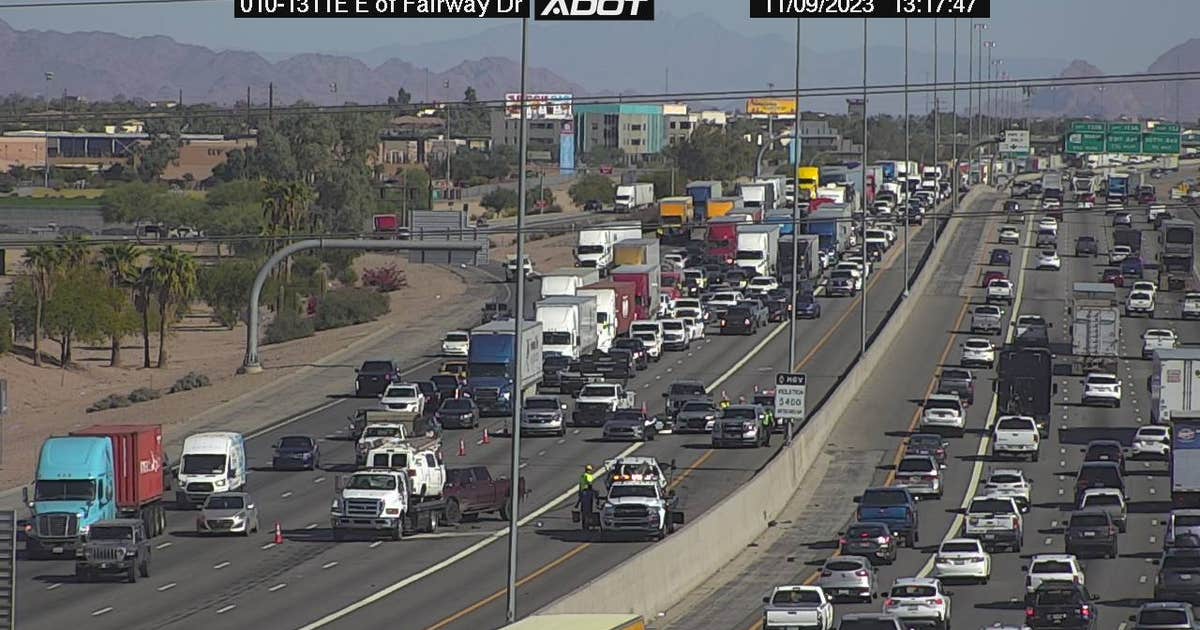 Deadly crash reported on I-10 in Avondale | FOX 10 Phoenix