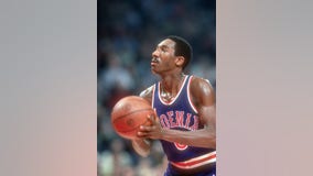 Walter Davis, Suns all-time leading scorer, dies at 69