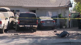 Stolen car driver nearly crashes into Glendale home, PD says