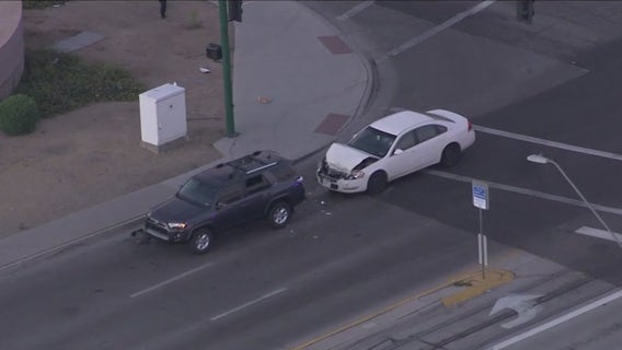 Man dead following North Phoenix pedestrian crash: PD