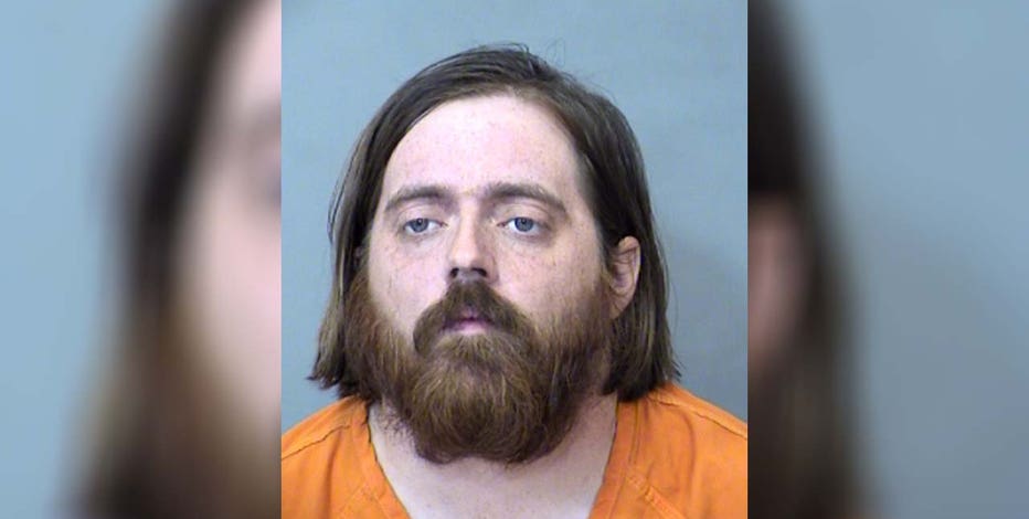 Tucson man drove up to Phoenix, tried to shoot his boss, police say