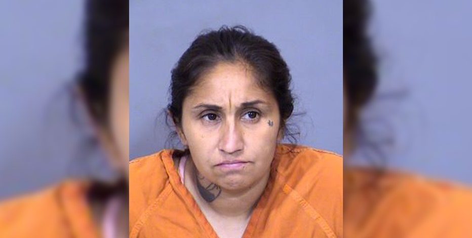 Woman arrested after running from deadly Phoenix shooting with gun in hand, PD says