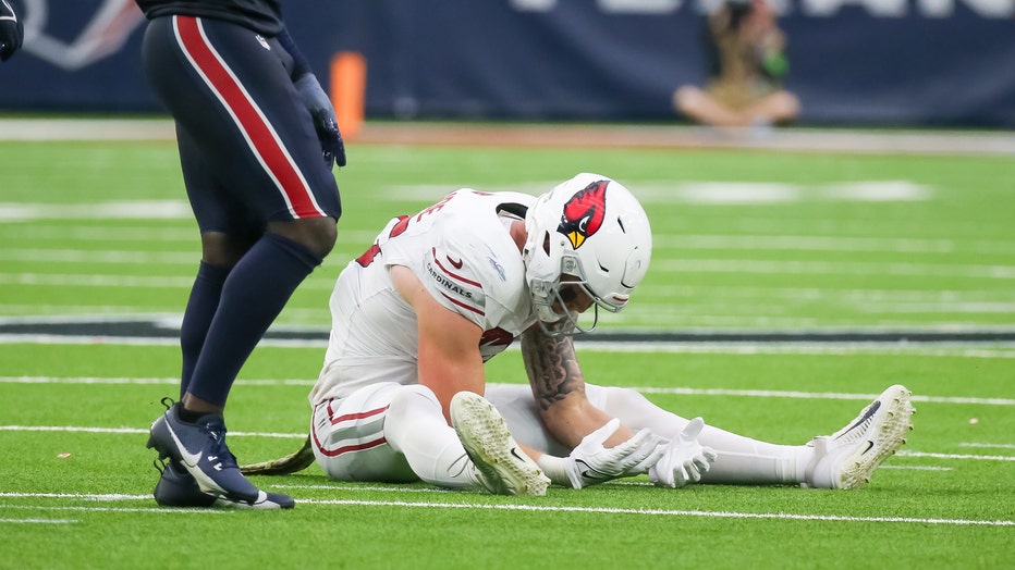 Arizona Cardinals tight end Trey McBride (85) reacts after missing a catch in the fourth quarter during the NFL game between the Arizona Cardinals and Houston Texans on November 19, 2023 at NRG Stadium in Houston, Texas. (Photo by Leslie Plaza Johnson/Icon Sportswire via Getty Images)