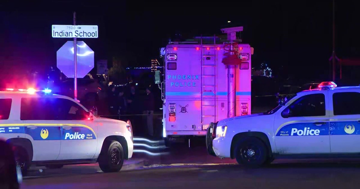 Man shot dead at West Phoenix home: PD | FOX 10 Phoenix