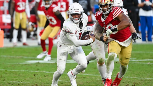 McCaffrey scores 3 TDs and 49ers clinch NFC West with 45-29 rout of Cardinals for 6th straight win