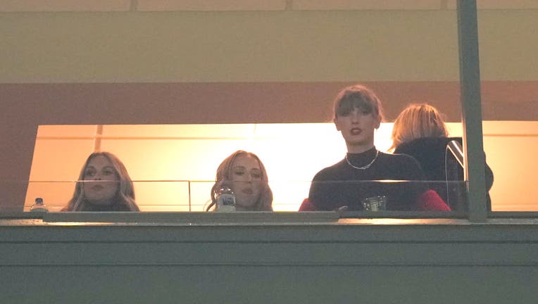 Taylor Swift spotted at Lambeau Field during Sunday's game