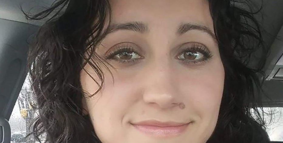 Kimberlee Singler: Colorado mom wanted for allegedly killing her 2 children, wounding third